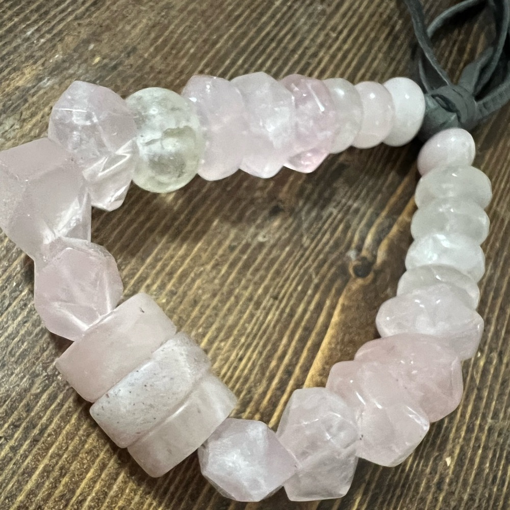 Zowee Jewels pink stone bracelet
